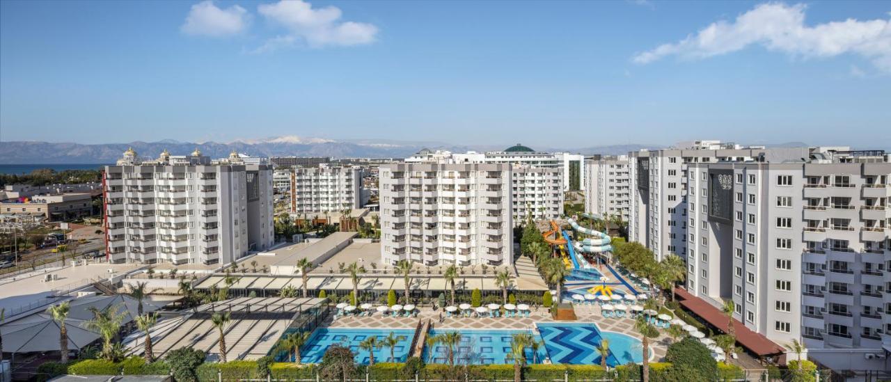 Ramada Resort By Wyndham Lara Antalya Exterior foto