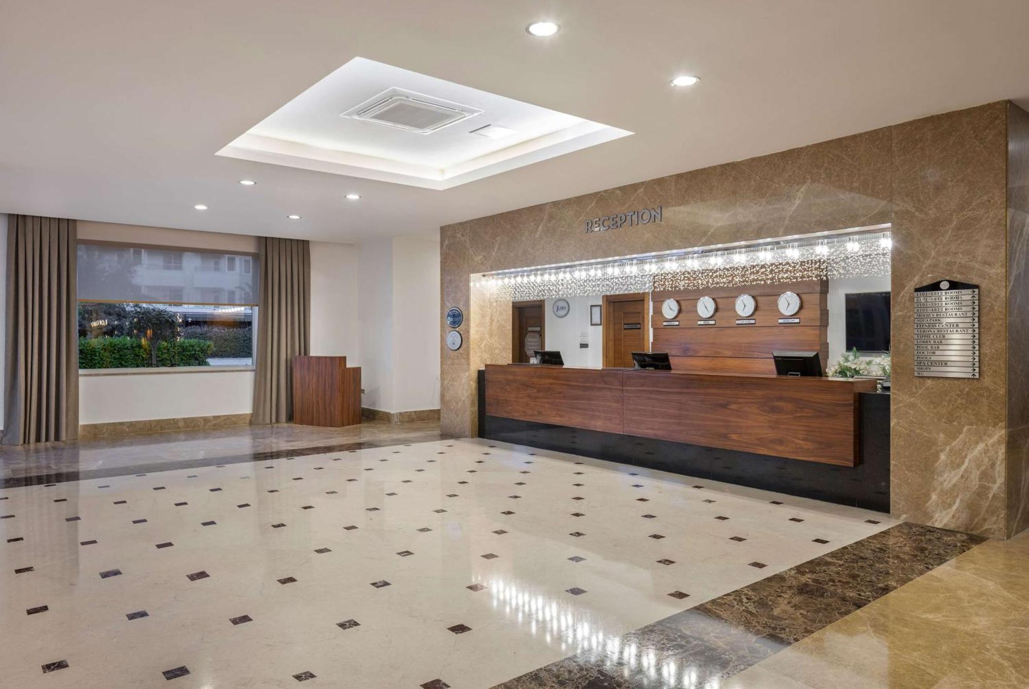 Ramada Resort By Wyndham Lara Antalya Exterior foto