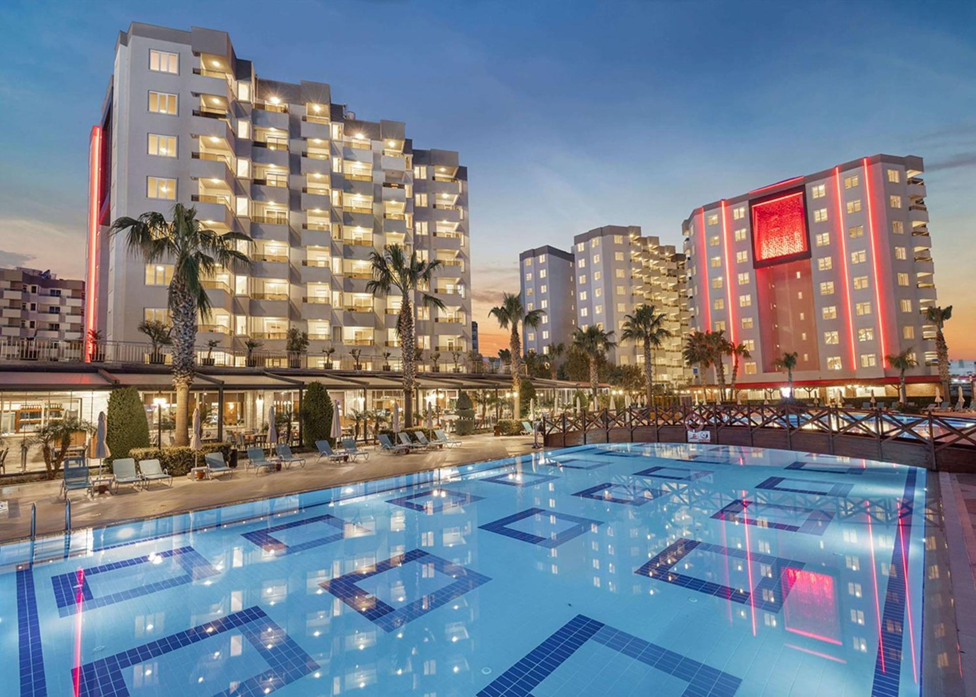 Ramada Resort By Wyndham Lara Antalya Exterior foto